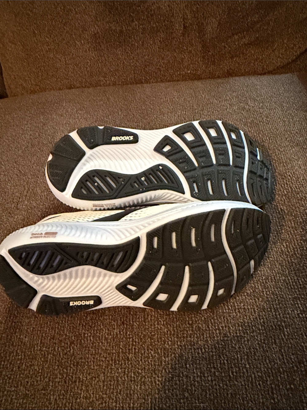 Brooks Ghost 18 - Picture 3 of 5